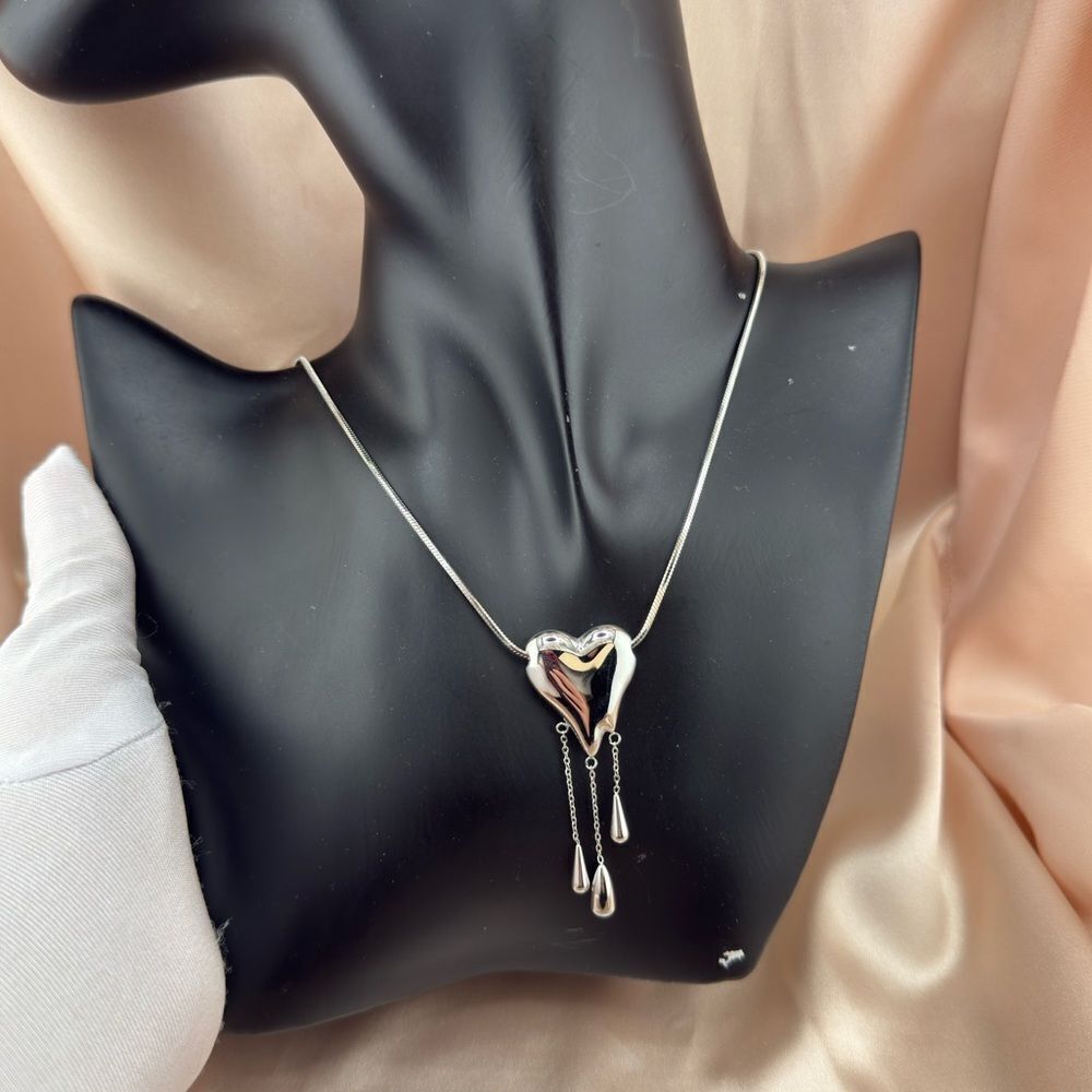 Silver Stainless Steel Heart Necklace – Elegant & Romantic - Picture 7 of 14